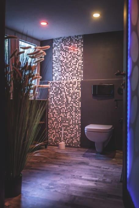 Einzigartige Ferienwohnung Bunt Wie ベルリン エクステリア 写真